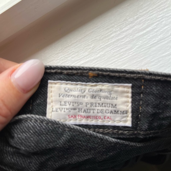 Black Demiem cut-off shorts - Picture 5 of 5